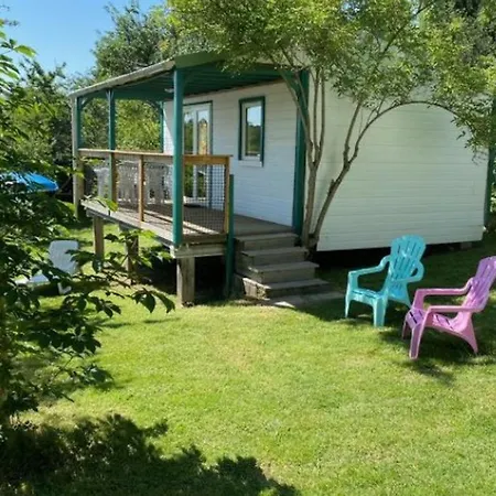 3 Pieces Avec Terrasse - Api-1-52-888 *