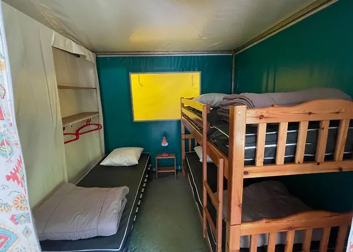 3 Pieces Avec Terrasse - Api-1-52-888 *