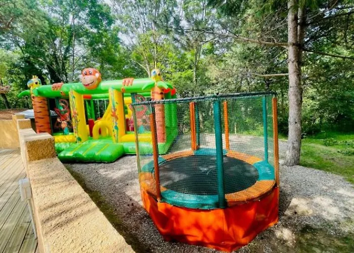 3 Pieces Avec Terrasse - Api-1-52-888 Kamp alanı Camon (Languedoc-Roussillon)